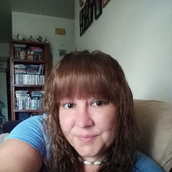 Meet your Posher, Dana - Picture 1 of 1